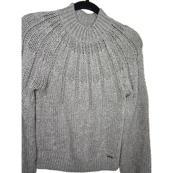 Abercrombie & Fitch Soft Beige Balloon Sleeve Cable Knit Sweater Womens Small - Picture 2 of 6